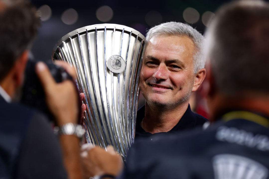 E BUJSHME/ Habit kandidati për presidentin e Fenerbahçes: Nëse përzgjidhem unë, do të sjellë Murinjon në Stamboll
