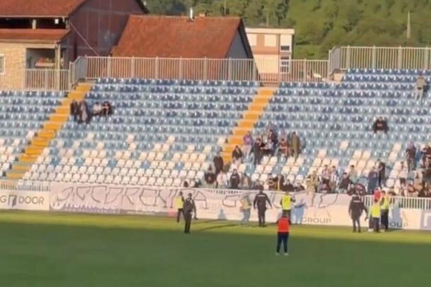 Ndërpritet ndeshja për disa minuta në Serbi! Media serbe: Tifozët janë ndikuar nga Ademi