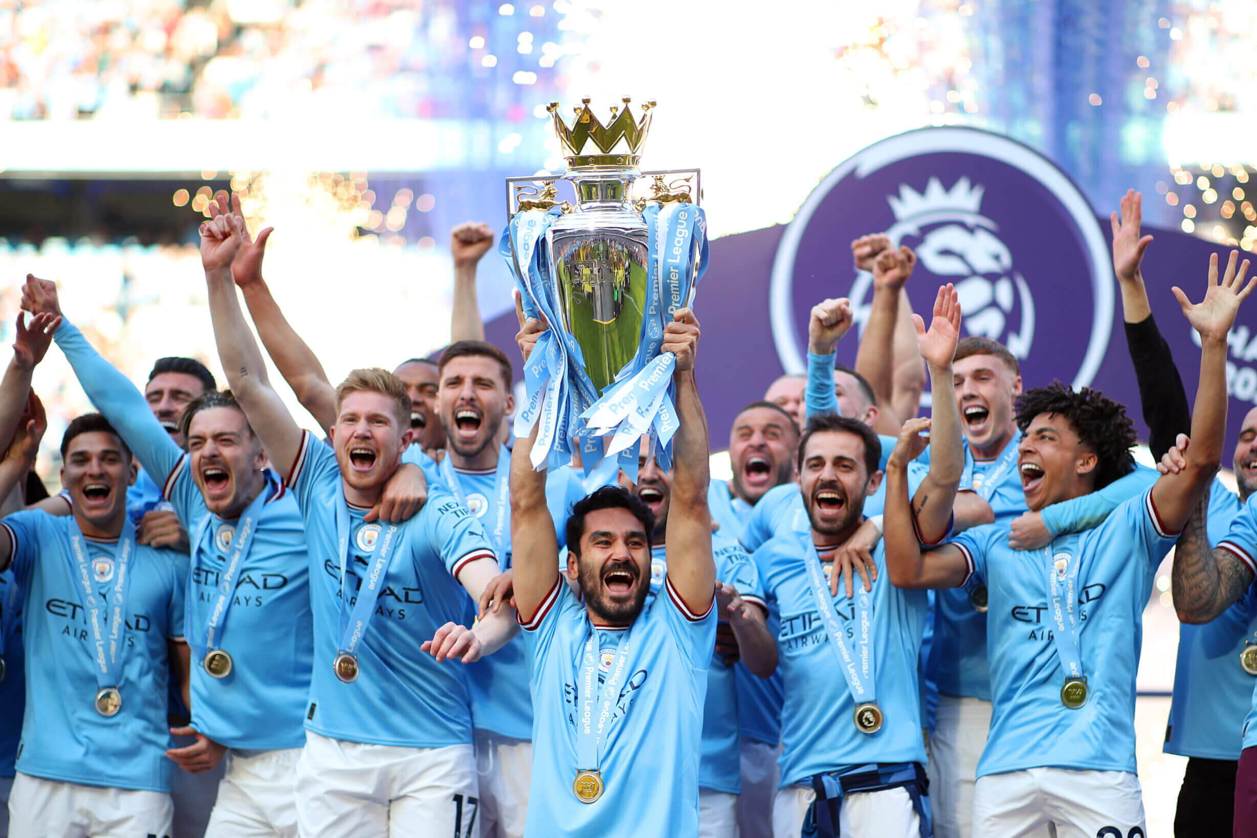 PREMIER LIGA/ Sot shpallet kampioni, Siti nuk e humbet kurrë titullin në javën e fundit
