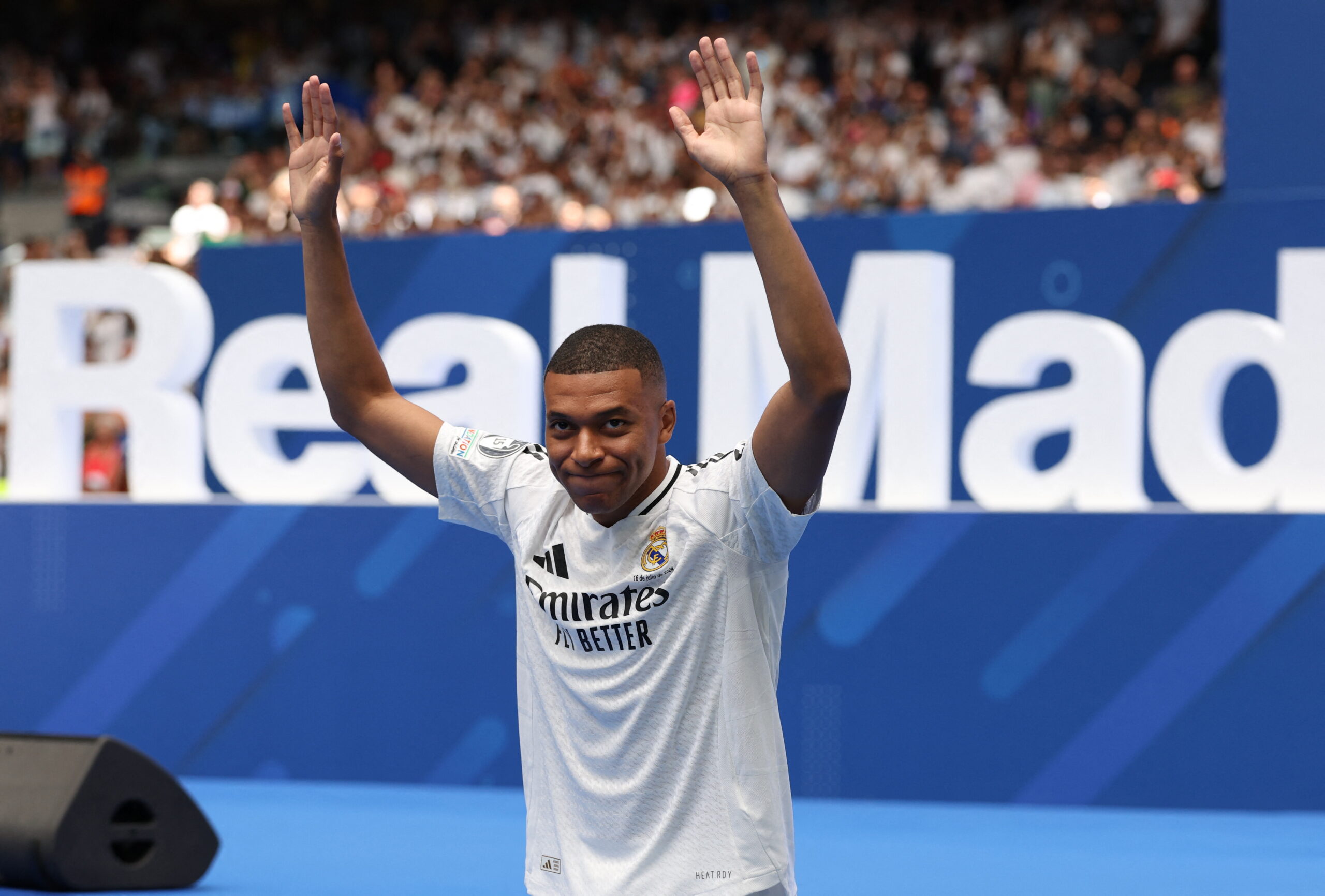 Real Madrid, le foto della presentazione di Kylian Mbappé - foto 5