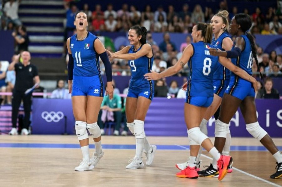 Paris 2024/ Italia fiton një medalje të artë në volejboll për femra
