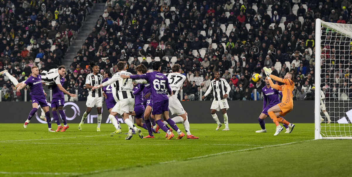 Parata De Gea in Juventus-Fiorentina (Lapresse)
