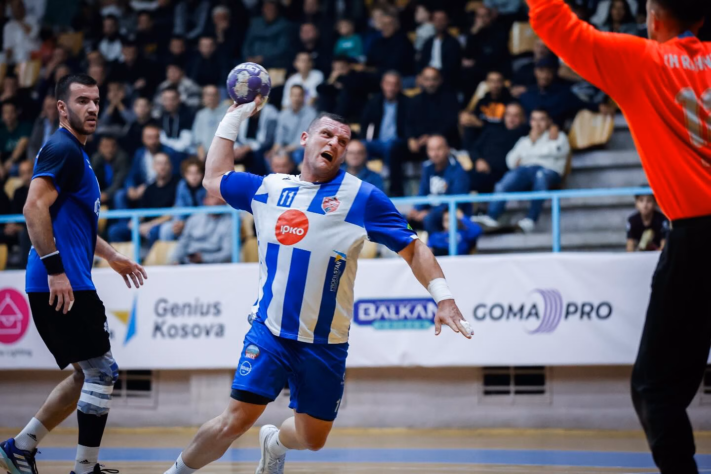 Hendboll, përcaktohen gjysmëfinalistët për turneun final të Kupës, në të dyja kategoritë