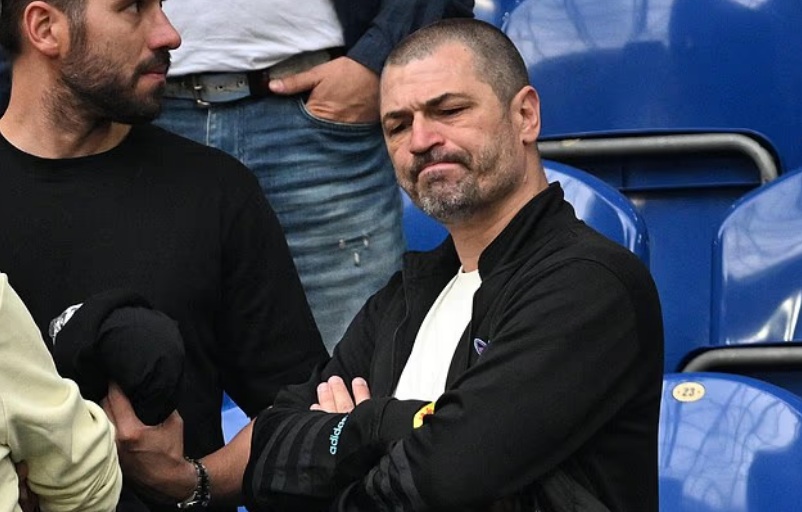 Skandal në Gjermani/ Babai i Bellingham u ballafaqua me tone të ashpra me trajnerin, BVB e shpall “non grata” në dhomat e zhveshjes