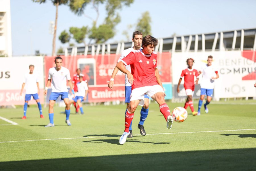 CIES publikon renditjen e akademive më të mira në botë: Benfica përpara Barcelonës