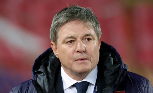 Shqipëria e detyron trajnerin e Serbisë të jep dorëheqje