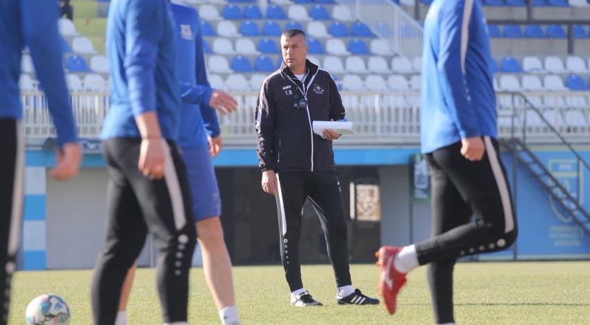 Batatina e Gnapi në disiplinore