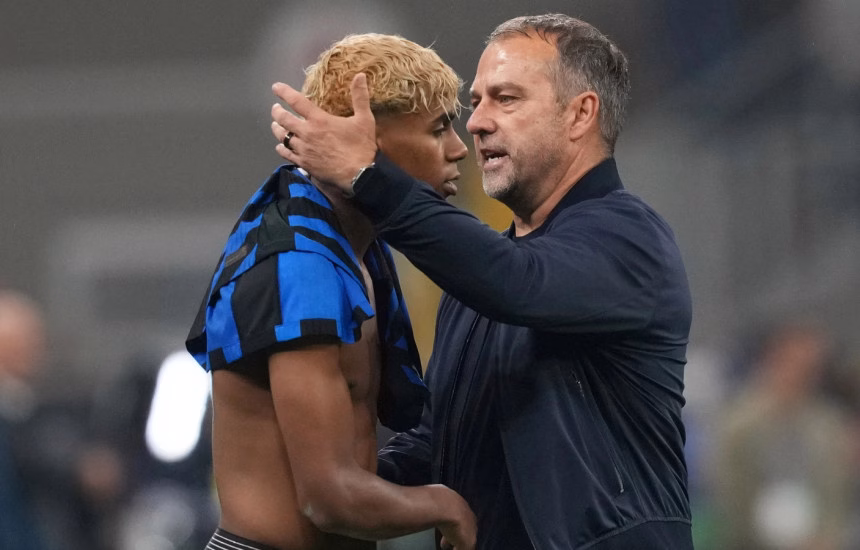 Flick flet për reagimin e Yamalit pas zëvendësimit