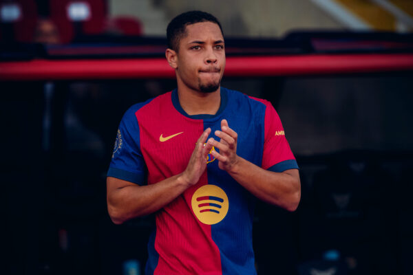 Drejtori sportiv i Barcelonës Deco shpjegon arsyen pse Vitor Roque dështoi tek katalunasit