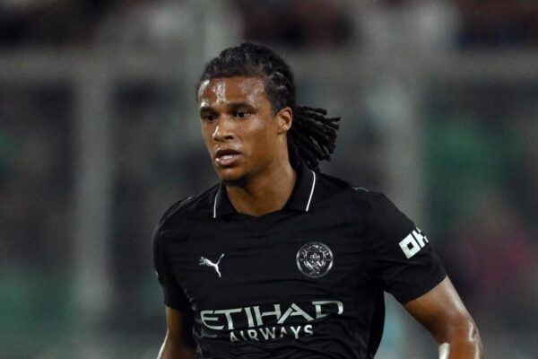 Surpriza e merkatos për Milan, kuqezinjtë synojnë lojtarin që ngroh stolin te Manchester City