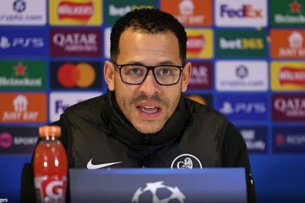 Napoli-Chelsea, Rosenior: Conte një trajner i madh, Maradona një gjeni, një ikonë dhe një idhull