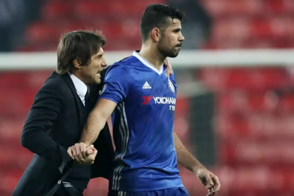 Costa sulmon Conten: Nga ana njerëzore, më i keqi. Ndoshta është kaq i hidhur sepse nuk bën seks në shtëpi