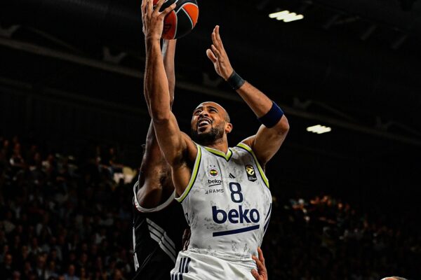 Euroliga në RTSH: Fenerbahçe drejt kreut, fiton në Bolonja