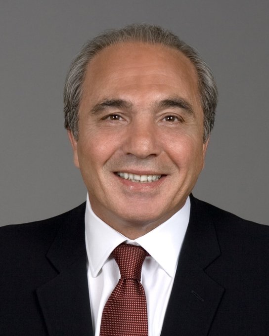 Ndërron jetë presidenti i klubit italian Fiorentina Rocco Commiso