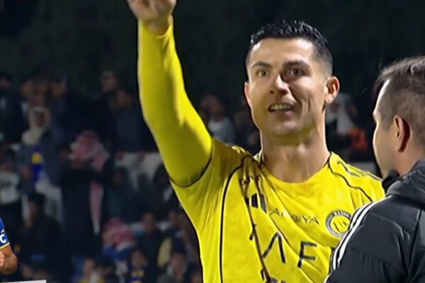 Ronaldo, 40 gola larg rekordit shekullor. Al-Nassr fiton në transfertë dhe nuk heq dorë nga gara për titullin (video)