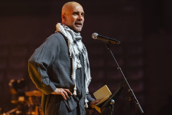 Guardiola, fjalim i zjarrtë pro Palestinës: Liderët e fuqishëm janë frikacakë, e kemi lënë vetëm Gazën