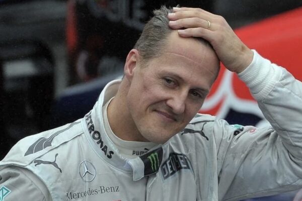 Pas 12 vitesh dhimbje, një rreze drite për Michael Schumacherin