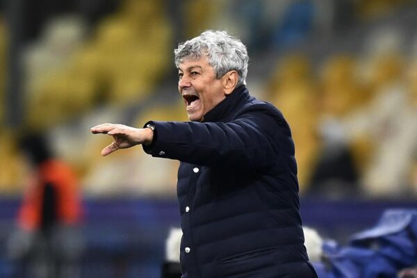 Rumania në ankth për trajnerin e vet 80-vjeçar, Lucescu në spital para “play off”-it