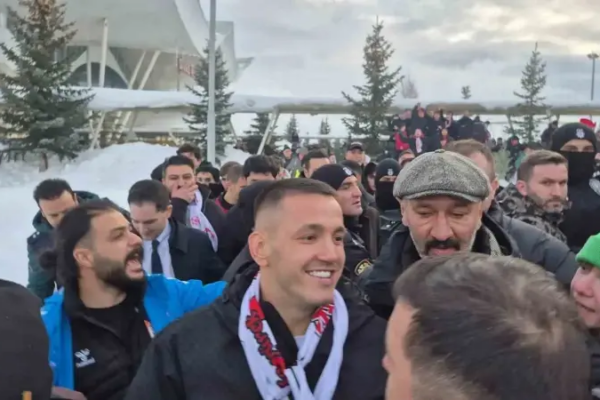 Rey Manaj rikthehet te Sivasspor, pritet nga një numër i madh tifozësh