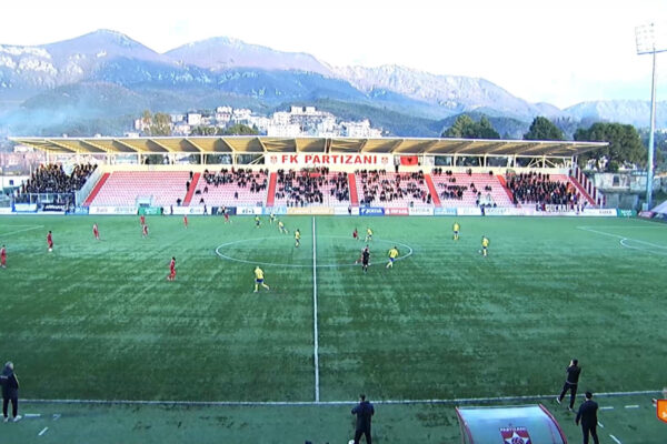 Partizani e Elbasani, barazim i çmendur