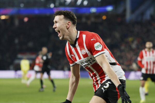 Interi ndjek Perisic, PSV drejt “play off”-it. Bosz: Nuk mendoj për të ardhmen e Ivan