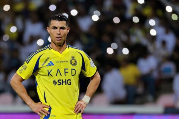 C.Ronaldo i prish punë Barcelonës, kërkon të bindë lojtarin e njohur t’i bashkohet tek Al-Nassr
