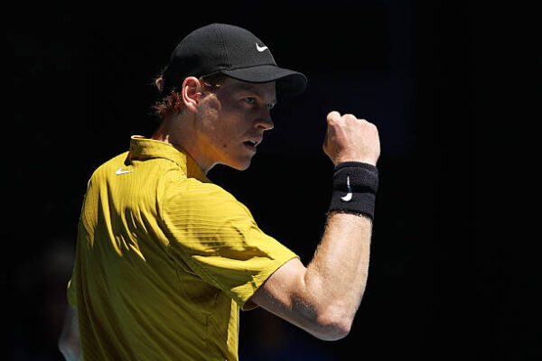 Jannik Sinner kalon në gjysmëfinale të Australian Open