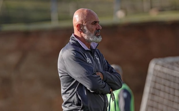 Arjan Bellaj pezullohet dy takime, trajneri i Vorës humb ndeshjet me Tiranën dhe Teutën