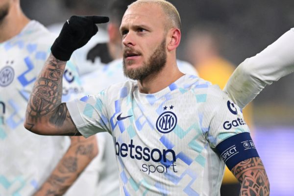 Goli i Dimarco me goditje dënimi thyen një tabu 11-vjeçare në Champions