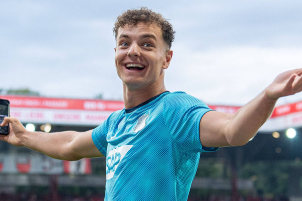 Gjiganti tukr synon transferimin e kosovarit Fisnik Asllani