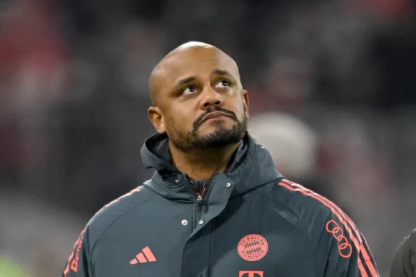 Kompany në 1/8 finale: Nuk ishim në nivelin maksimal, por e ruajtëm portën të paprekur