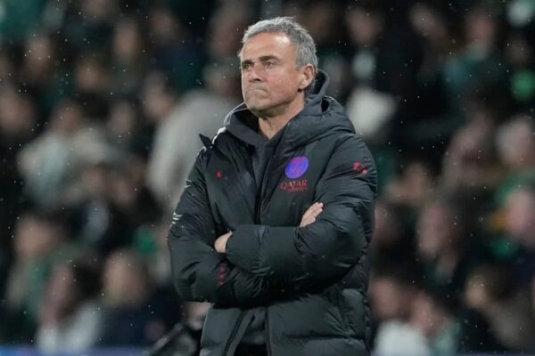 Champions League/ Luis Enrique pas humbjes në Portugali: Futbolli sport m…!