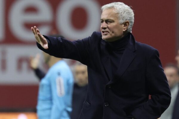 Mourinho: Goli i portierit Trubin në shtesë? E dinim që mund të shënonte