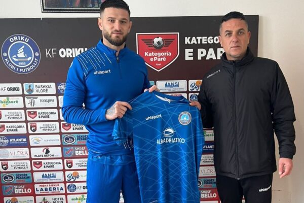 Surprizon Oriku, prezanton lojtarin e njohur