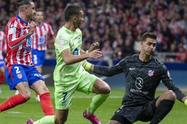 Kupa e Mbretit në Spanjë/ Atlético-Barça dhe Athletic-Real Sociedad janë çiftet gjysmëfinaliste