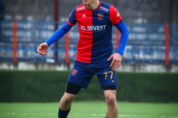 Talenti i të rinjve të Vllaznisë që po mahnit të gjithë! Kush është ERMAN PISHTARI që do bëjë histori në futbollin shqiptar