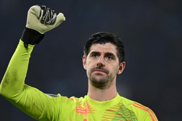 Real Madrid mendon për të ardhmen e afërt, dy emra në listë për të zëvendësuar Courtois. Lunin nuk bind