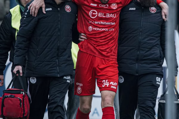 Gjilanit i lëndohet Namani