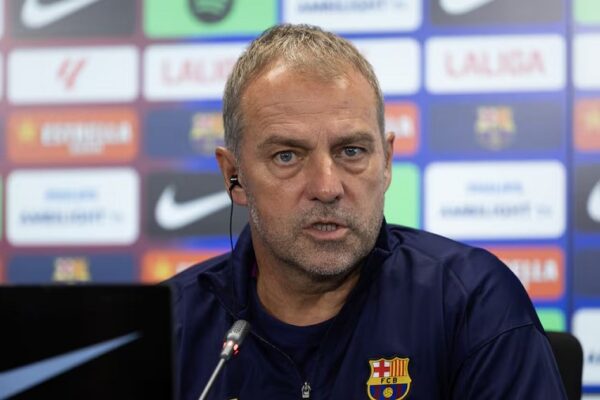 Flick për dëmtimin e Raphinha: Nuk jam i lumtur; diçka duhet të ndryshojë