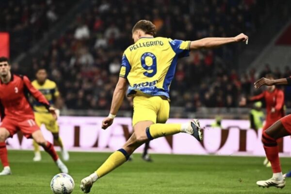 Parma i bën favor Interit, e mposht AC Milanin midis “San Siro”