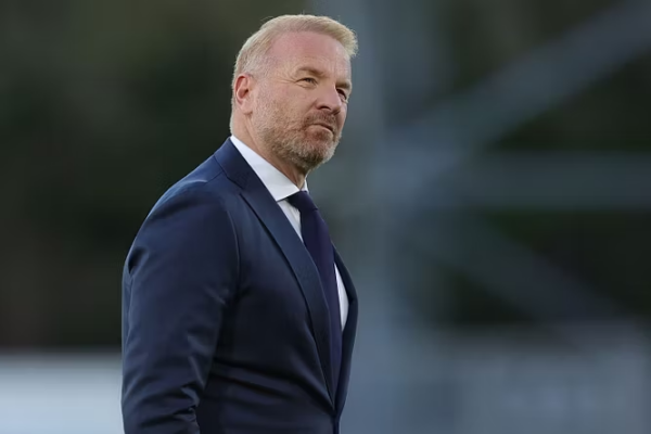 Milan gjen sulmues në Bundesligë, dy alternativa që po ndiqen nga Tare. Njëri kushton 50 mln euro, tjetri dështim i këtij sezoni