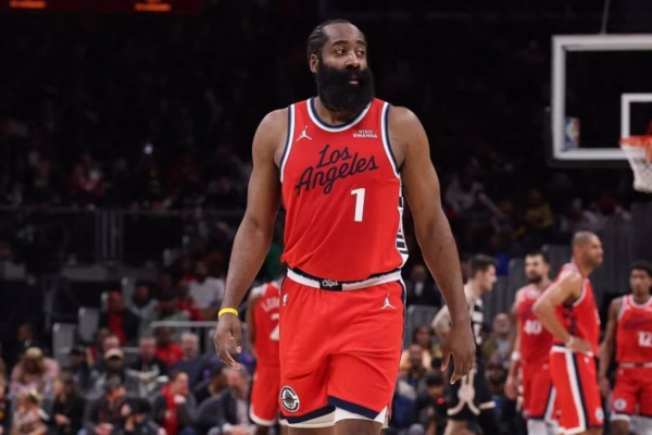 James Harden trondit merkaton e NBA, LA Clippers po punon për shitjen e tij