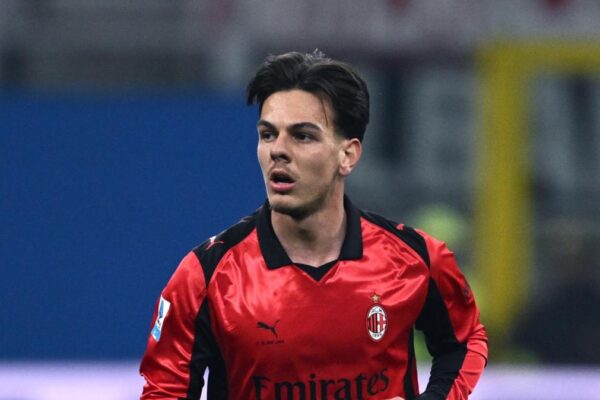 “Milan, tani jam 100%. Allegrin vetëm mund ta dëgjosh, duam Champions”