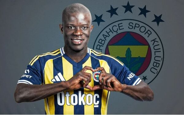 Kanté firmos me Fenerbahçe, presidenti i klubit turk falënderon …Erdoganin