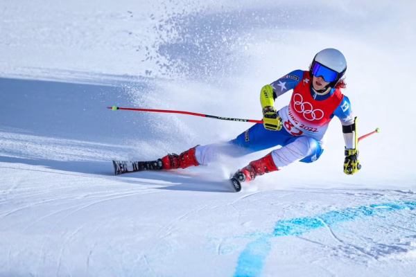 Skitarja Kryeziu nuk përfundon garën e parë, del nga shtegu