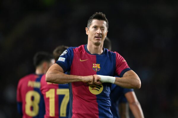 Barcelona po kërkon pasuesin e Lewandowski-t, Thierry Henry sugjeron tri emra por jo Julian Alvarez