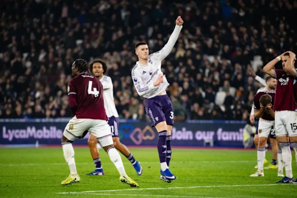 Okafor frenon Chelsea-n, barazon edhe Manchester United