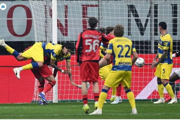 Parma befason Milanin në “San Siro”