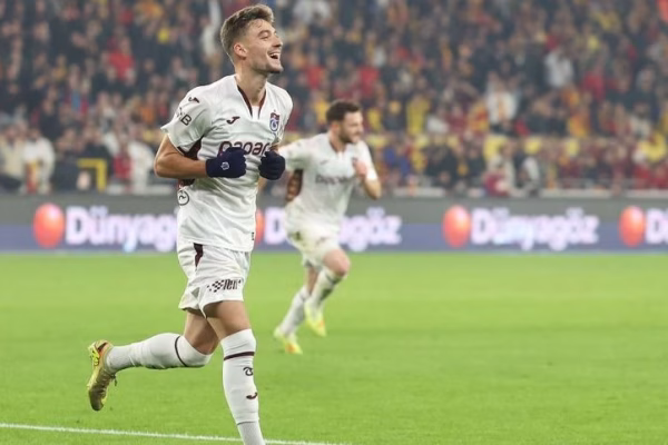 Lëvizja e Muçit lumturon tifozët e klubit turk, sinjal për të ardhmen e sulmuesit?