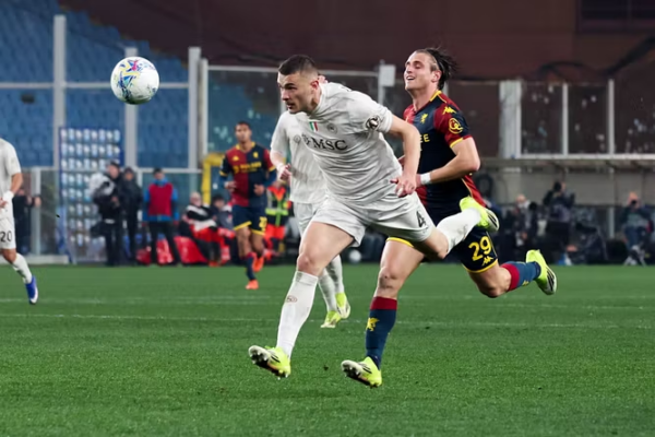 Napoli fiton në Ferraris në minutën e 95-të me një penallti nga Hojlund